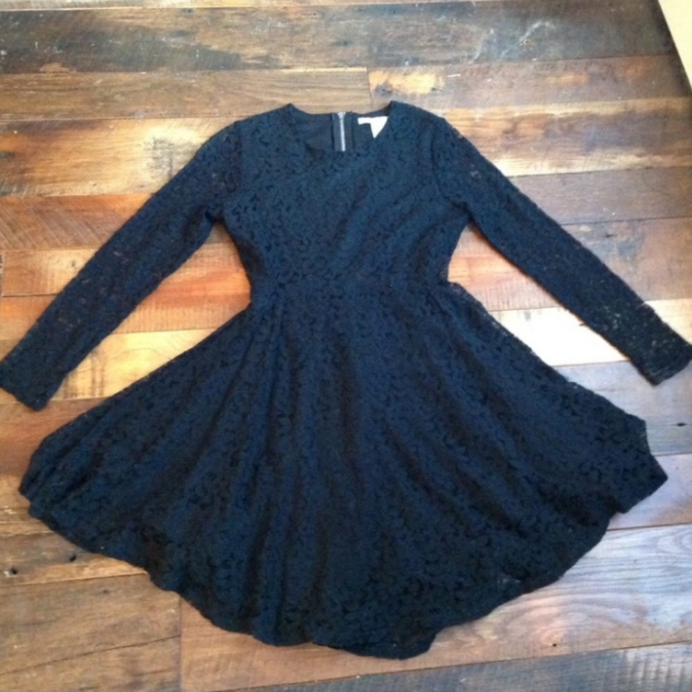 American Rag, Lace Dress - Picture 5 of 6